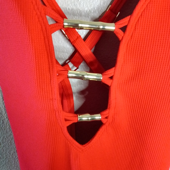 Lilly Pulitzer Elvia One Piece Swimsuit Red Lattice Size 6 - Picture 3 of 10